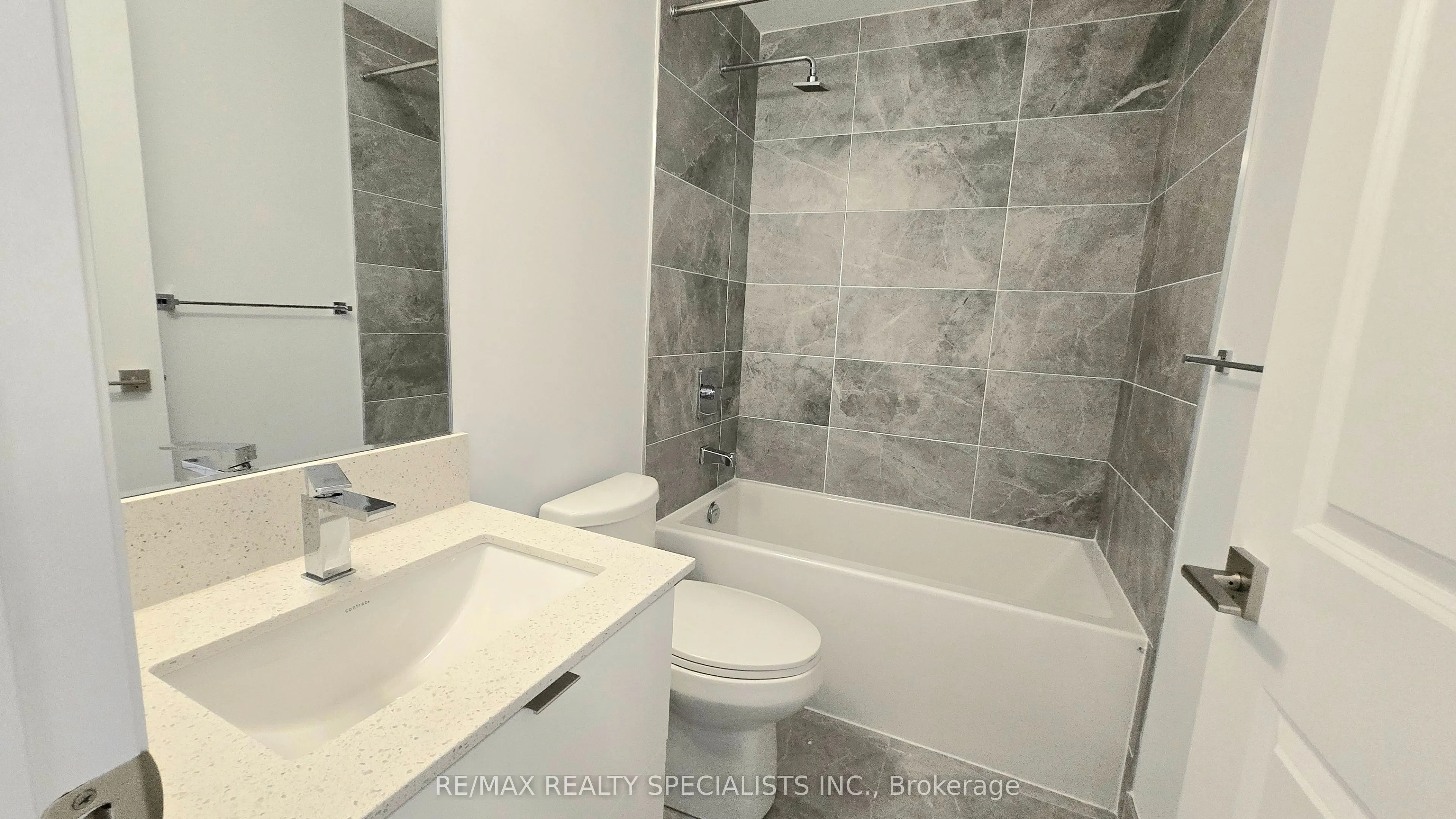 30 Elm Drive W, #2309