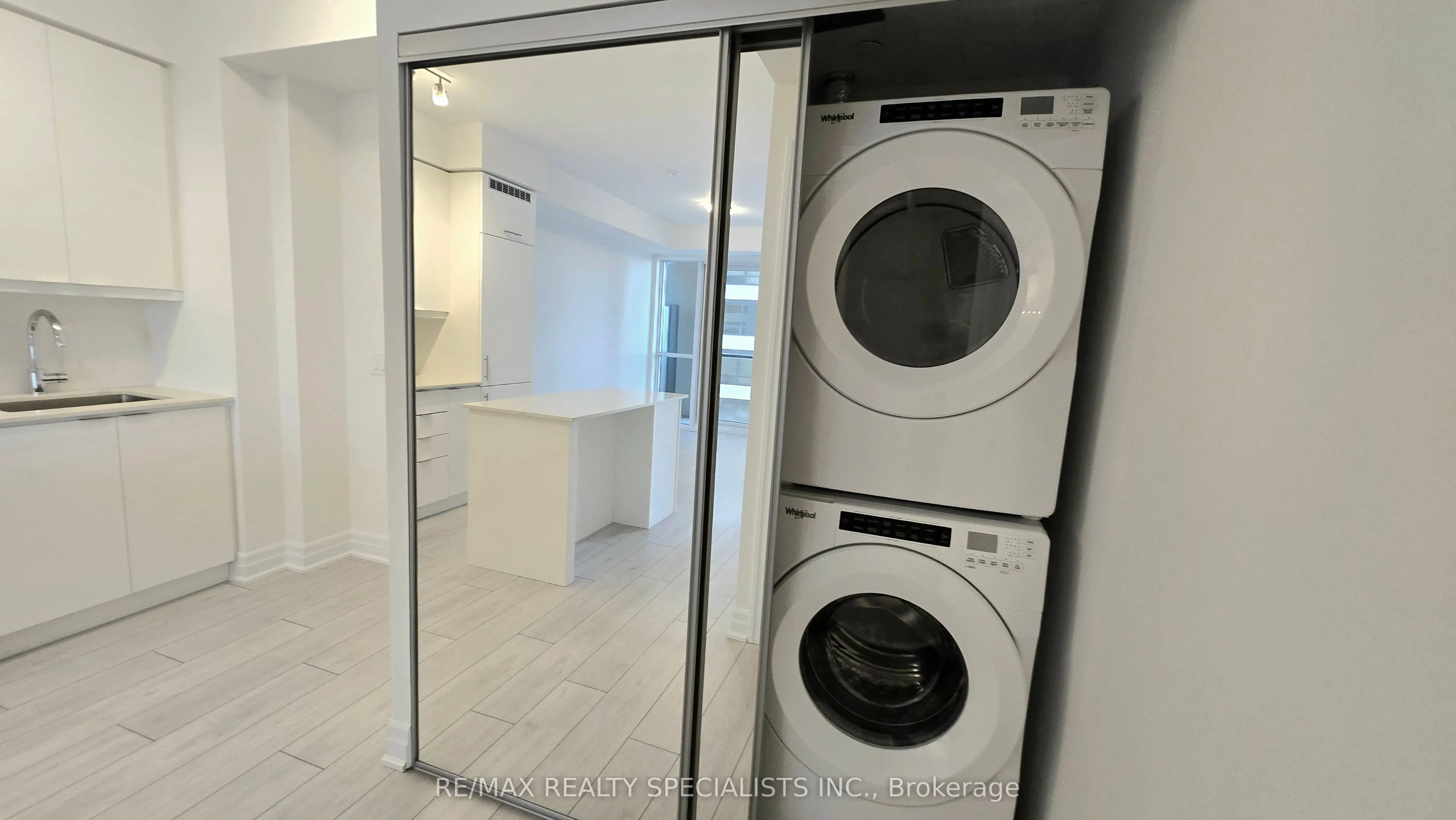 30 Elm Drive W, #2309