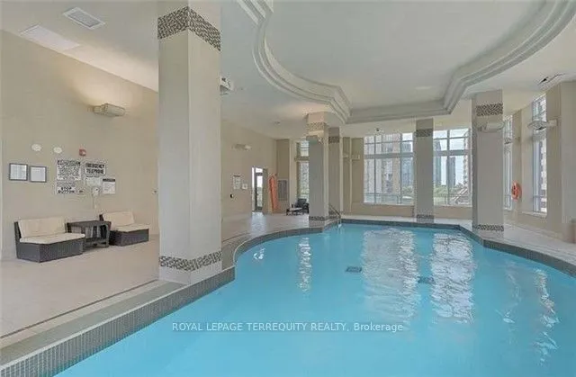 208 Enfield Place, #1105