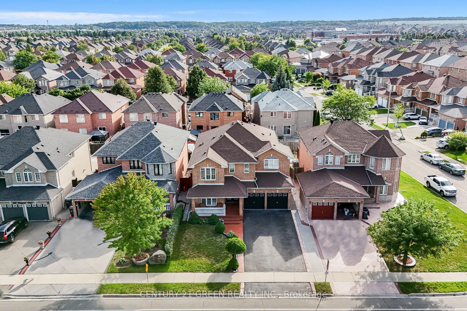 486 Fernforest Drive