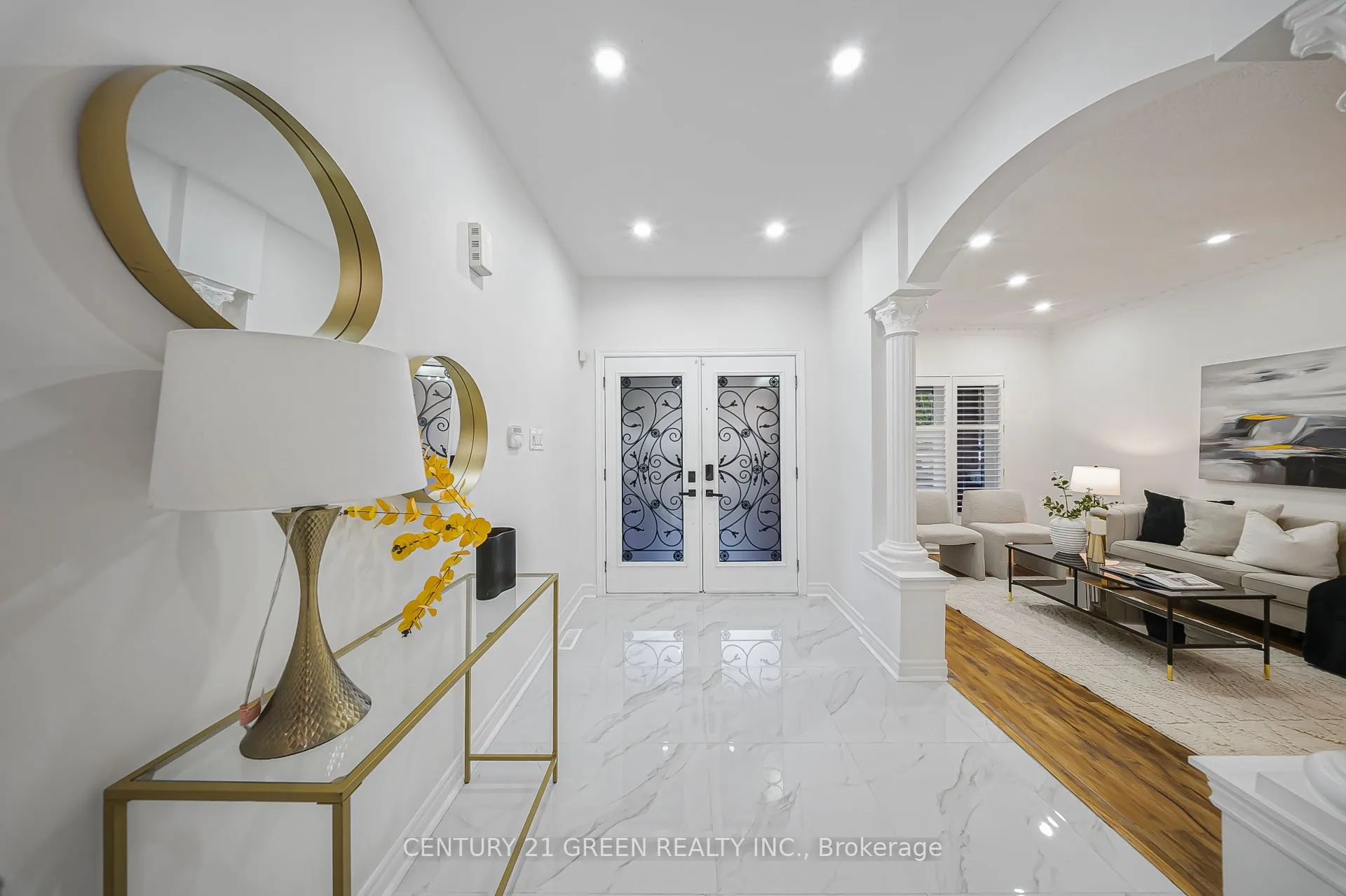 486 Fernforest Drive