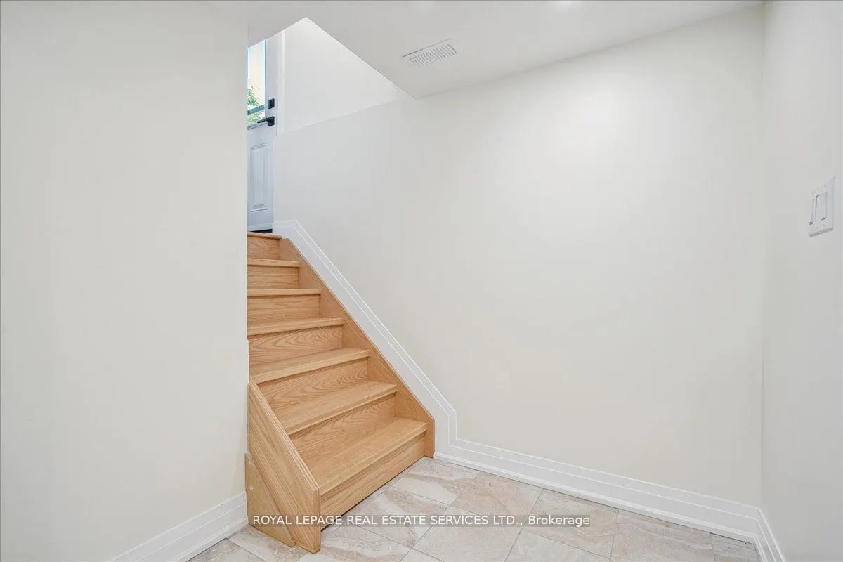 14 Ramsbury Road