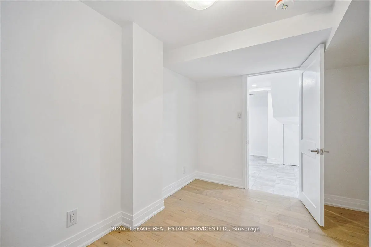14 Ramsbury Road