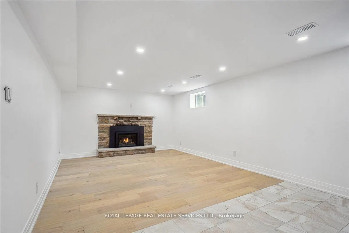 14 Ramsbury Road