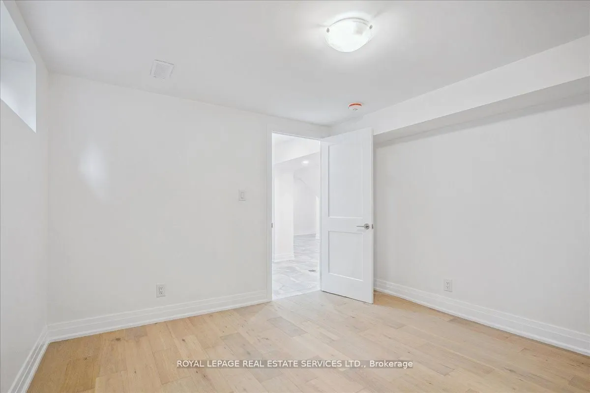 14 Ramsbury Road