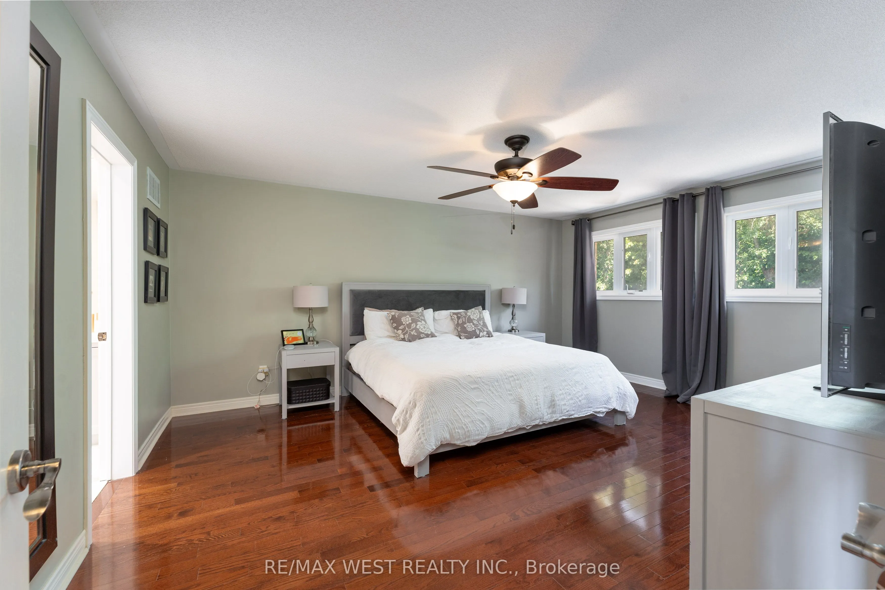 5211 Misty Pine Crescent