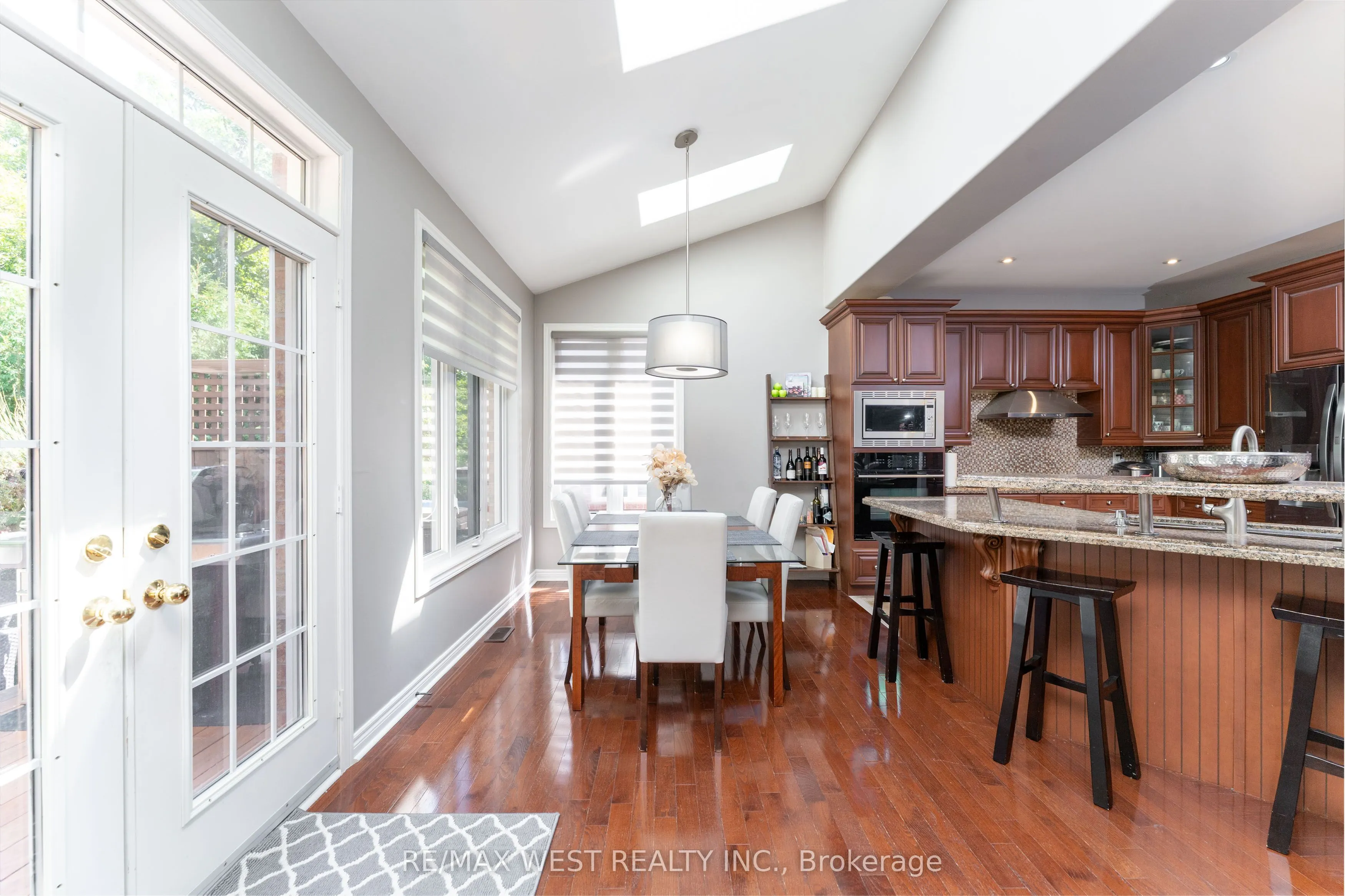 5211 Misty Pine Crescent
