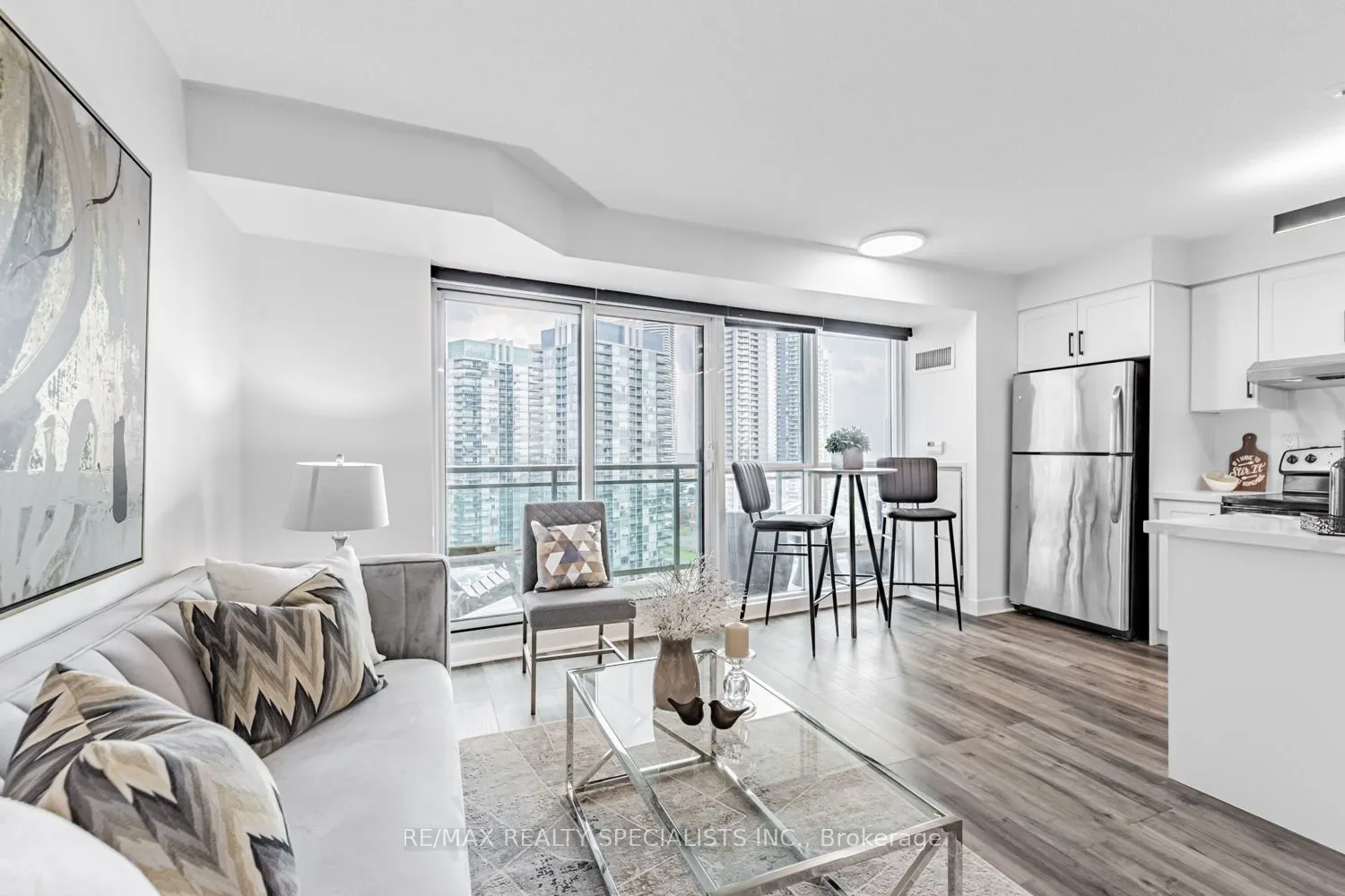 155 Legion Road N, #1714