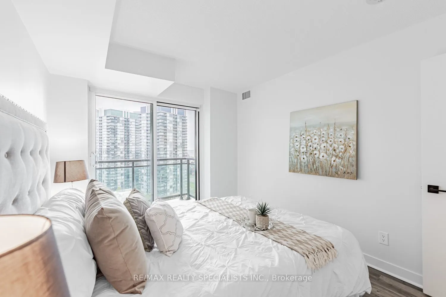 155 Legion Road N, #1714