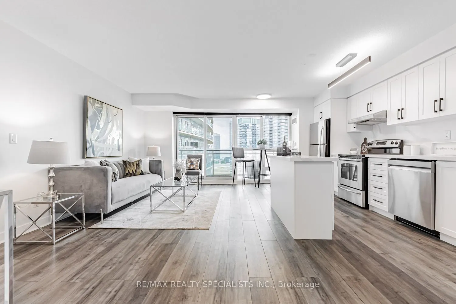 155 Legion Road N, #1714