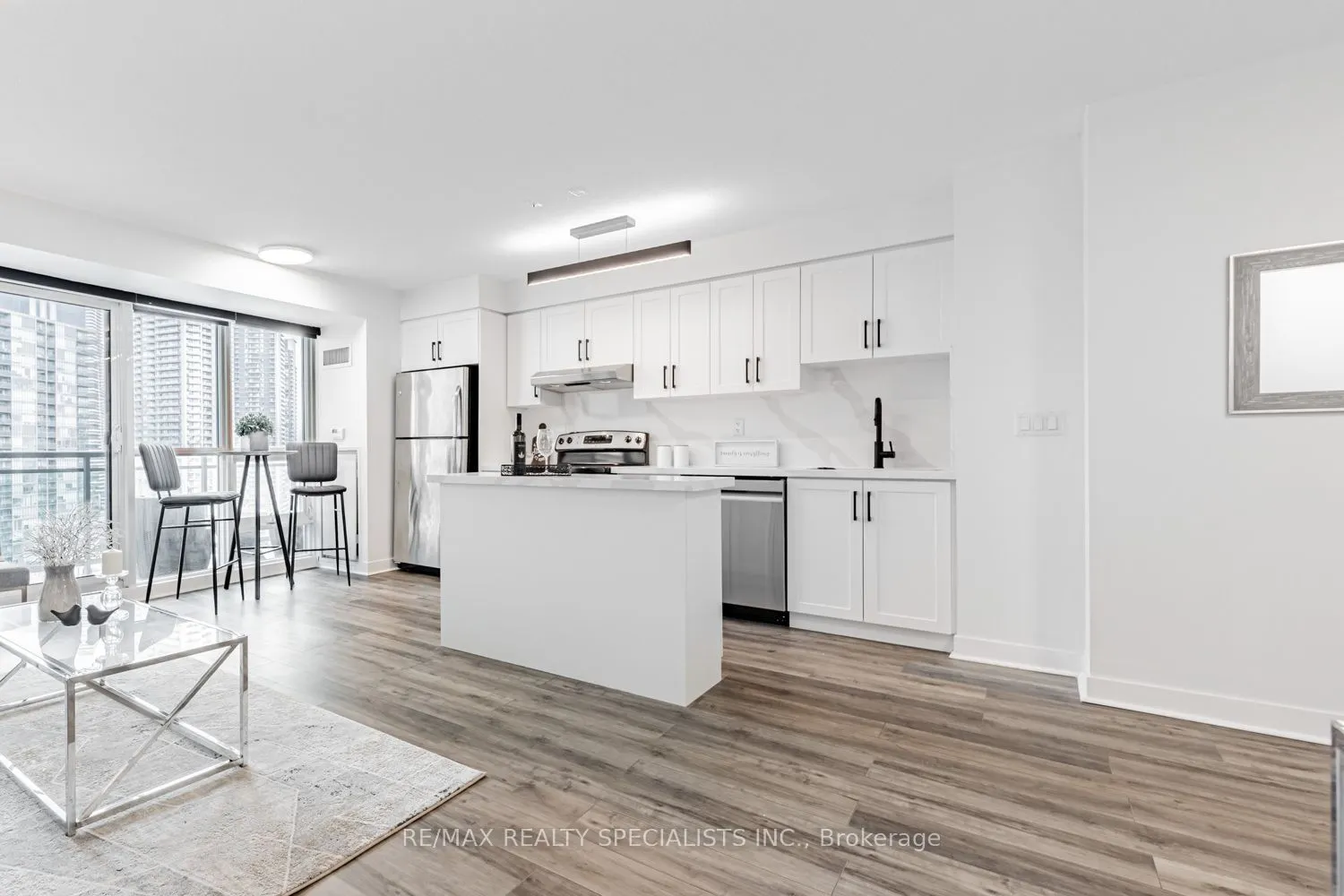 155 Legion Road N, #1714