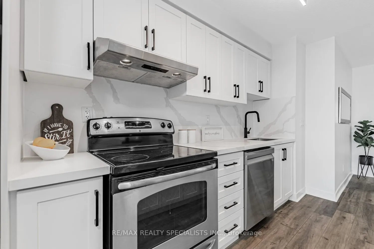 155 Legion Road N, #1714