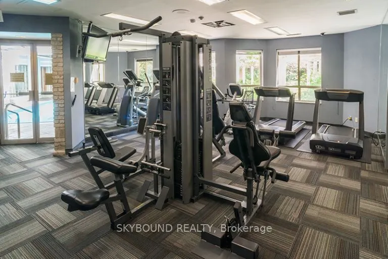 55 Kingsbridge Garden Circle N, #612