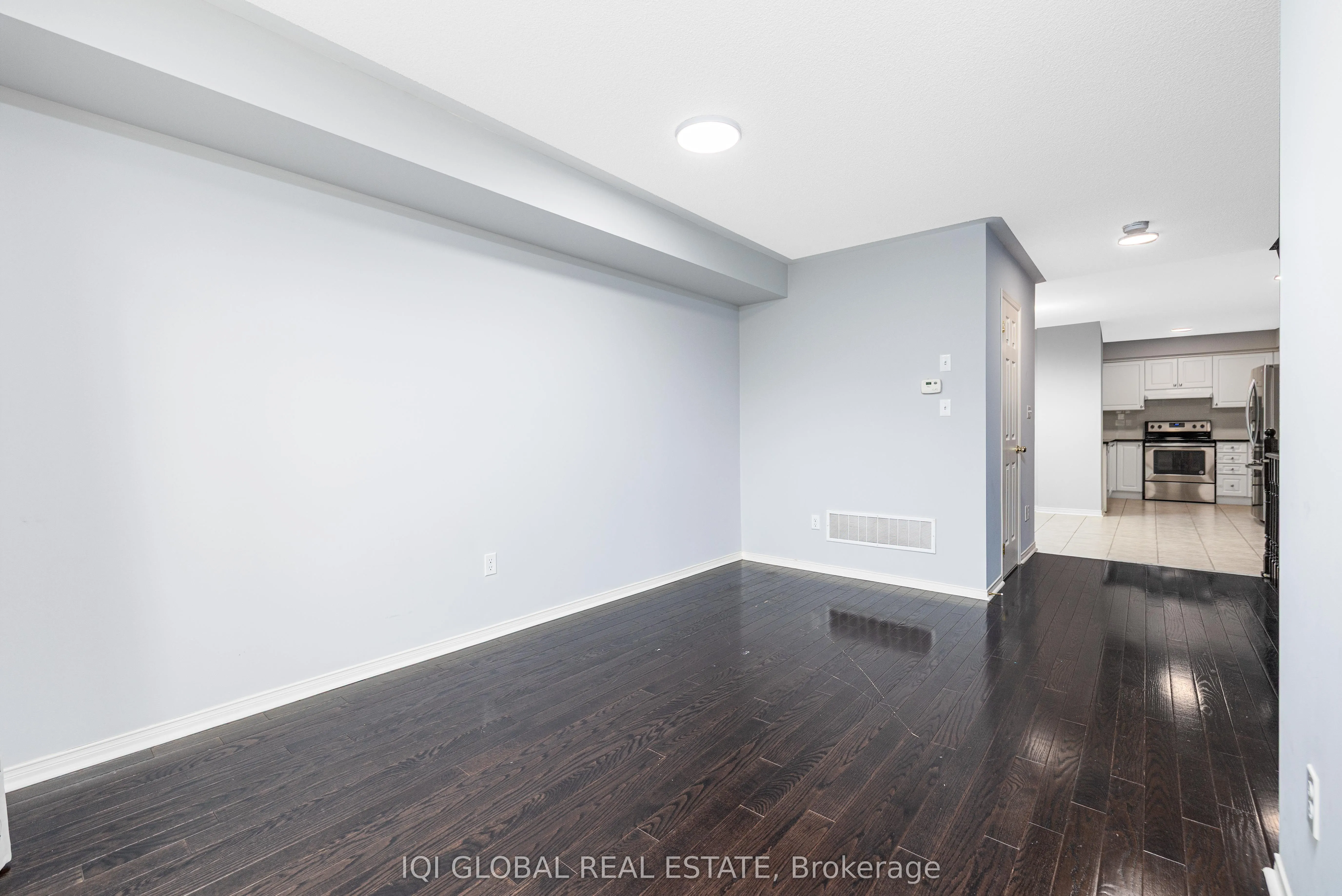 43 Sergio Marchi Street
