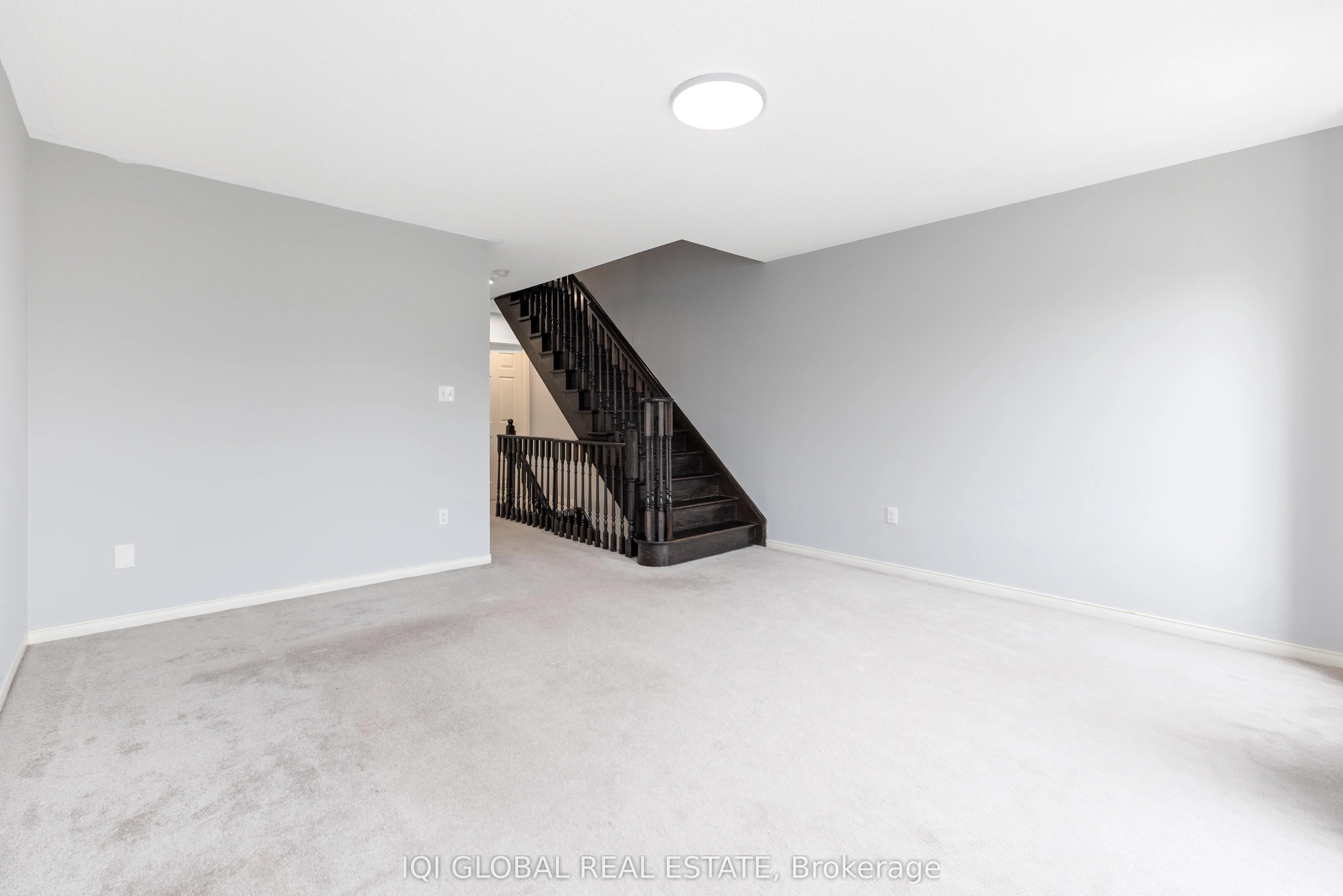 43 Sergio Marchi Street