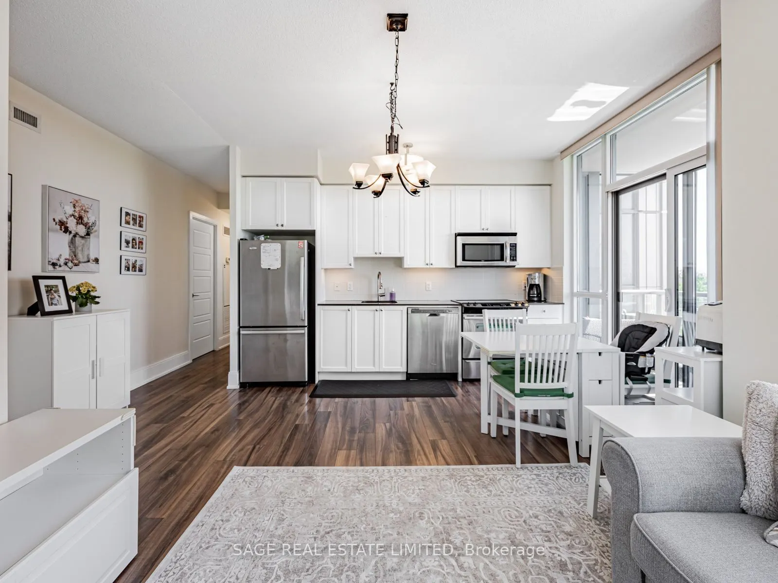 15 Viking Lane, #302