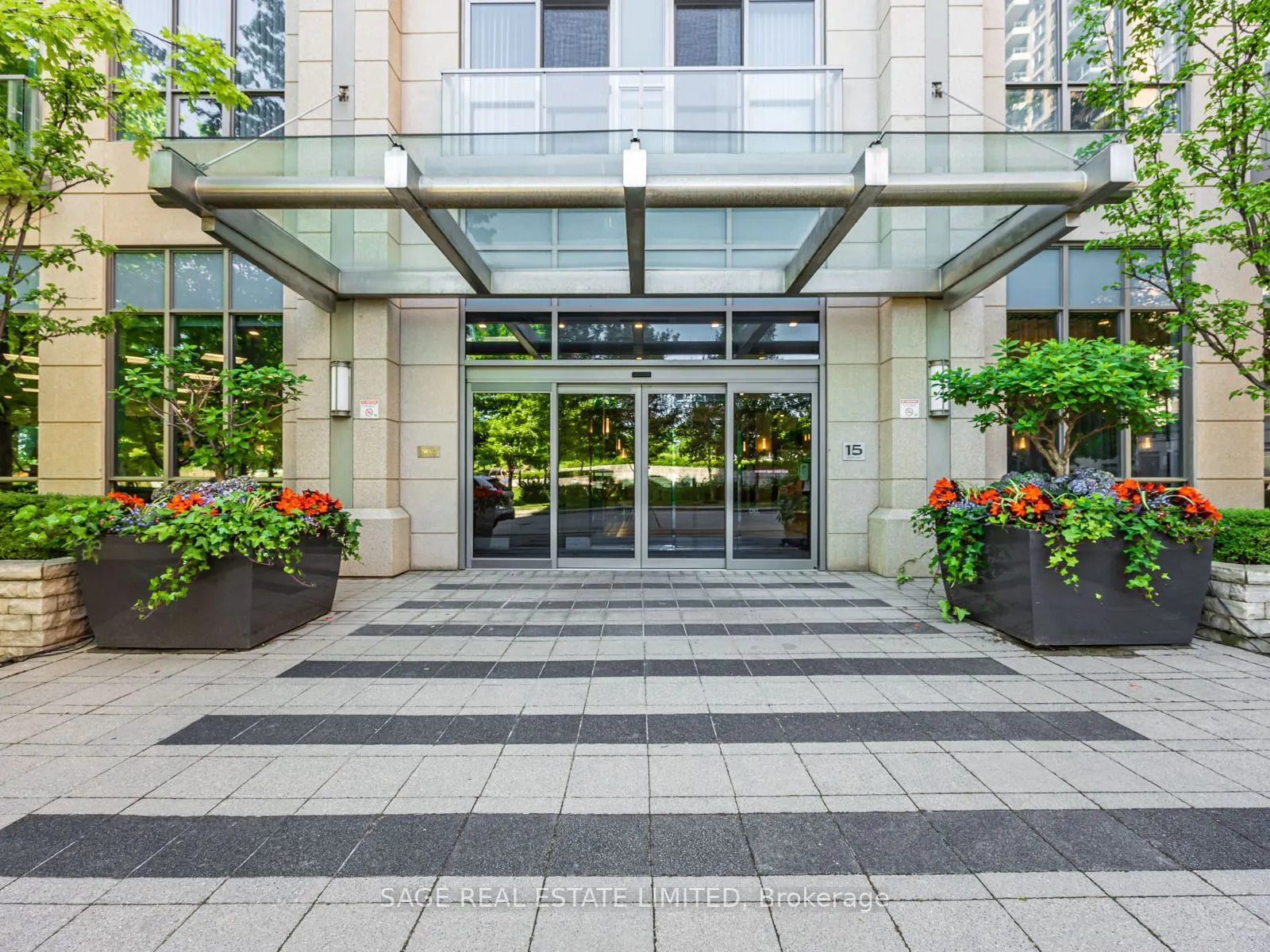 15 Viking Lane, #302
