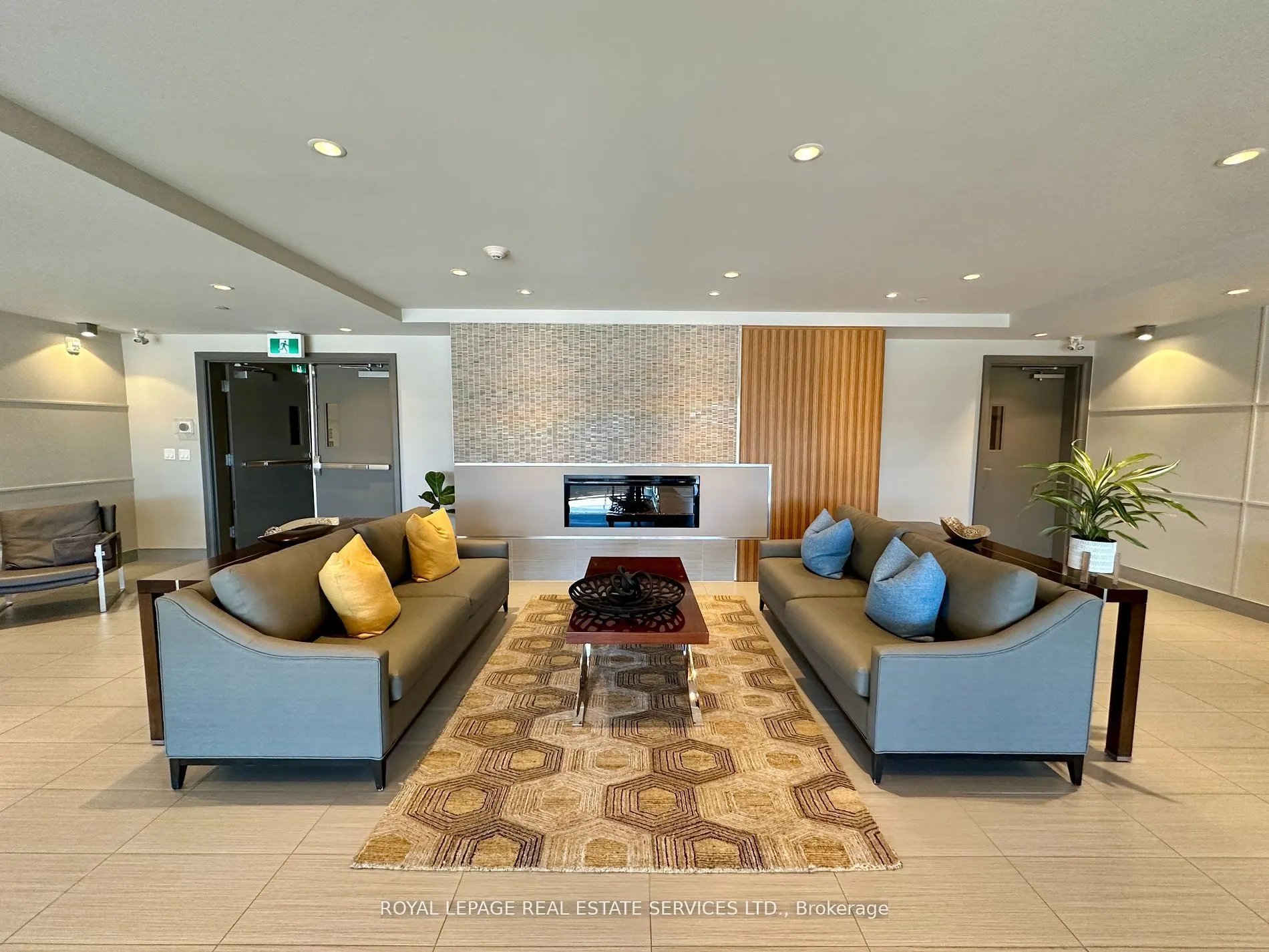 3028 Creekshore Common, #410