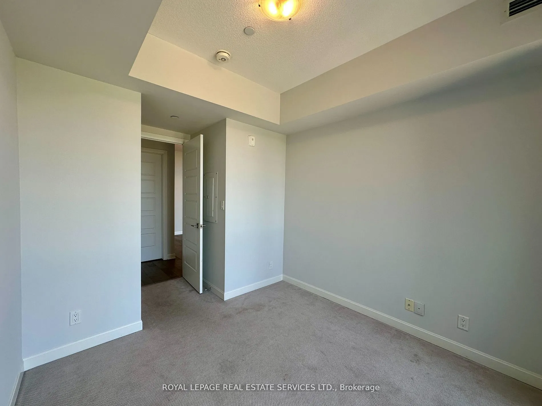 3028 Creekshore Common, #410