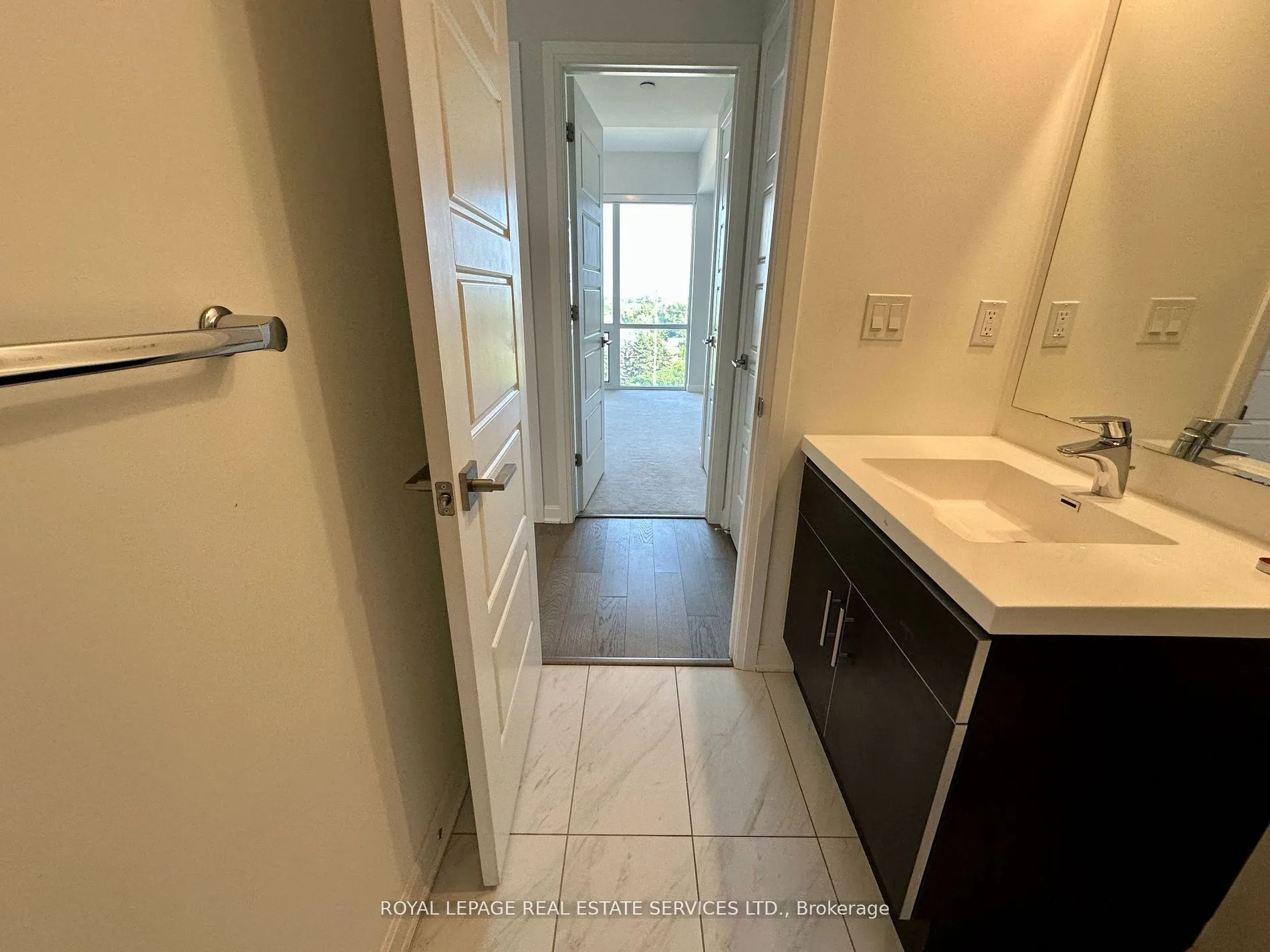 3028 Creekshore Common, #410