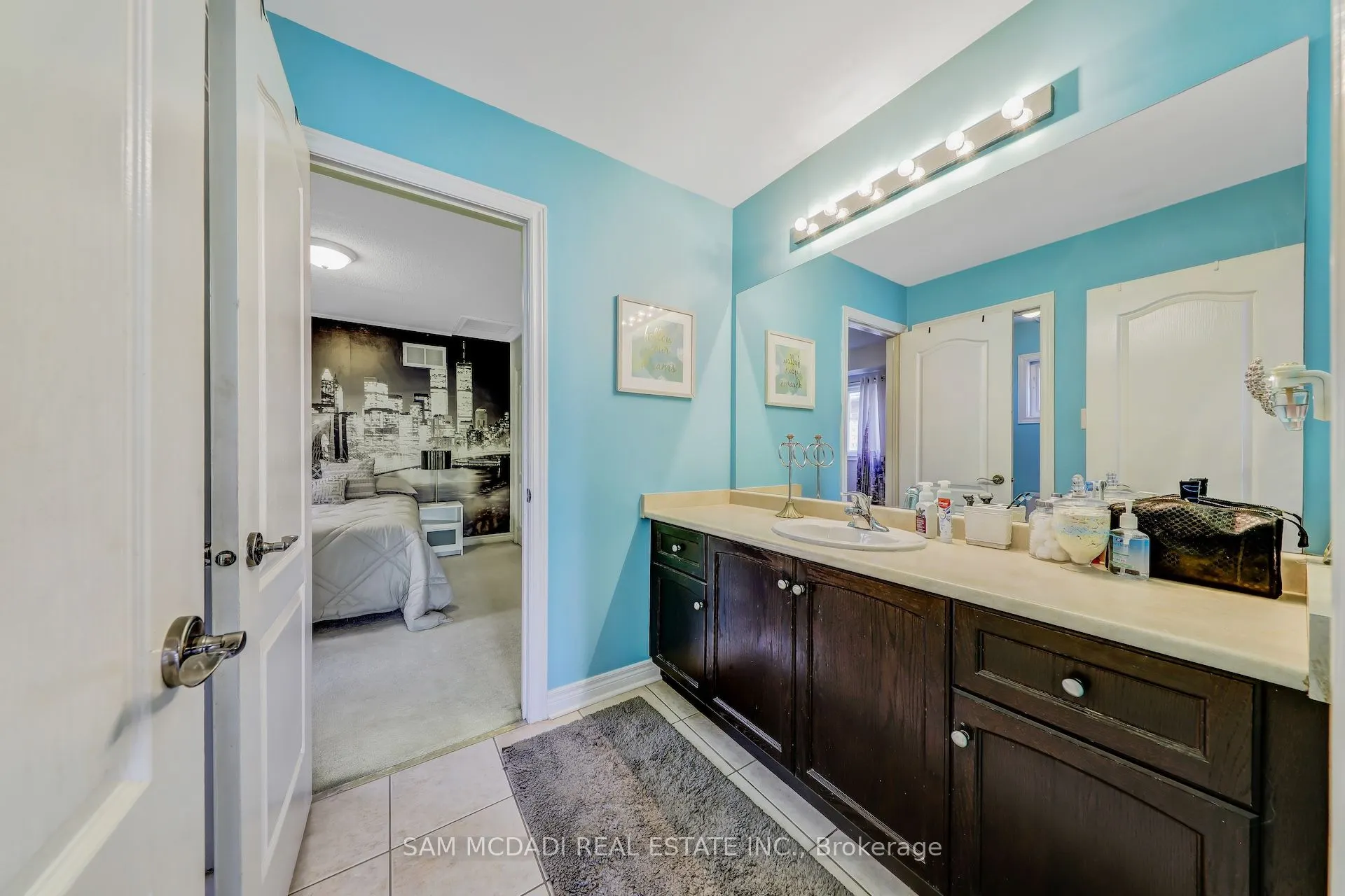 3306 Fox Run Circle