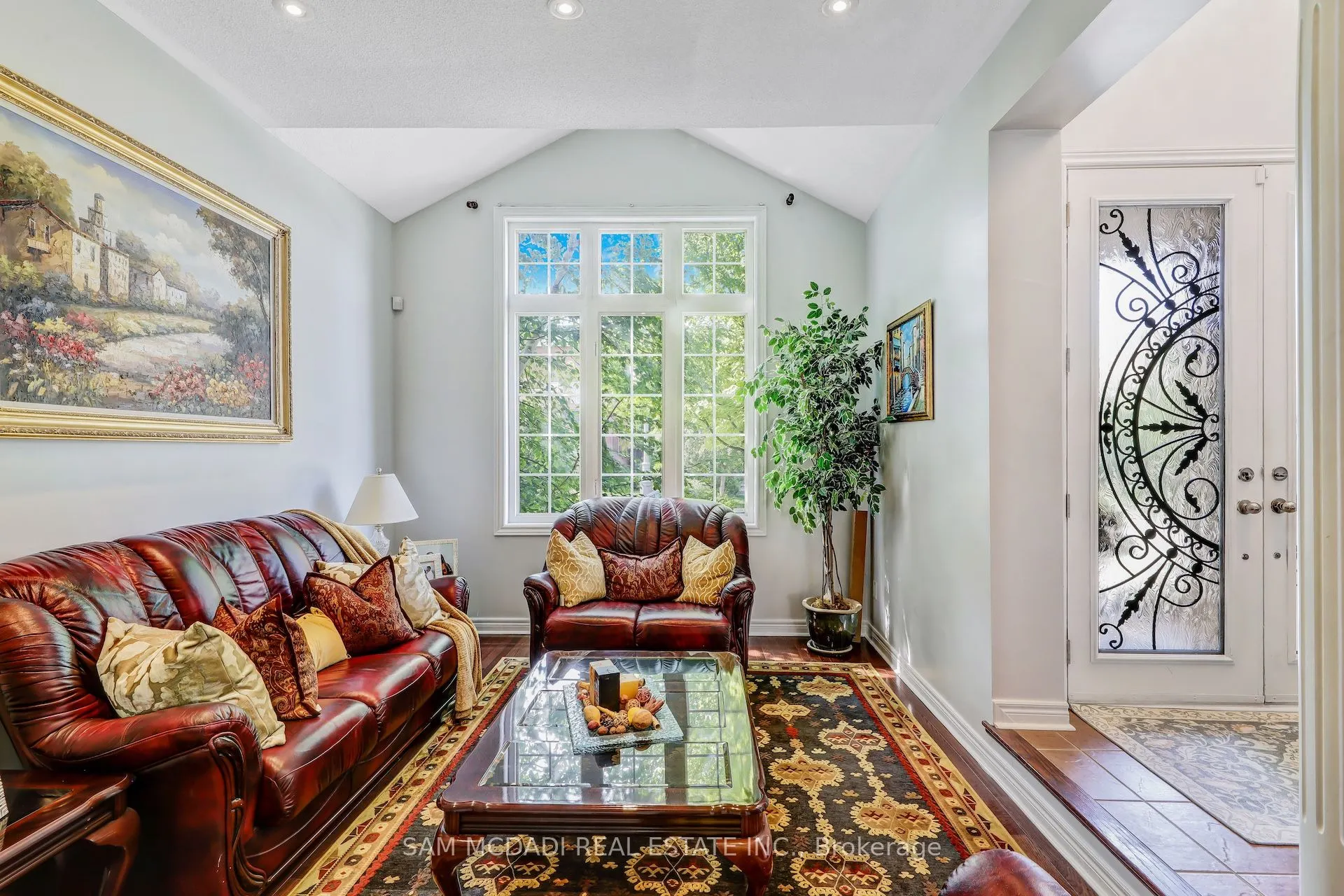 3306 Fox Run Circle