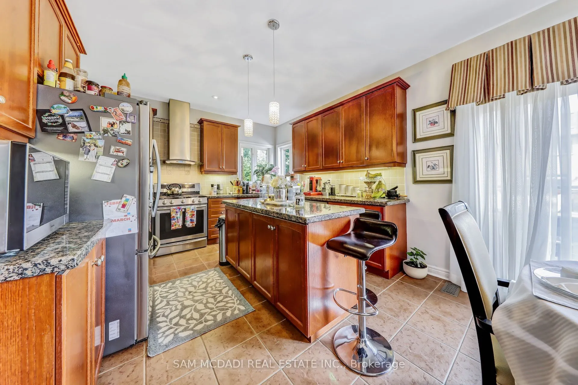 3306 Fox Run Circle