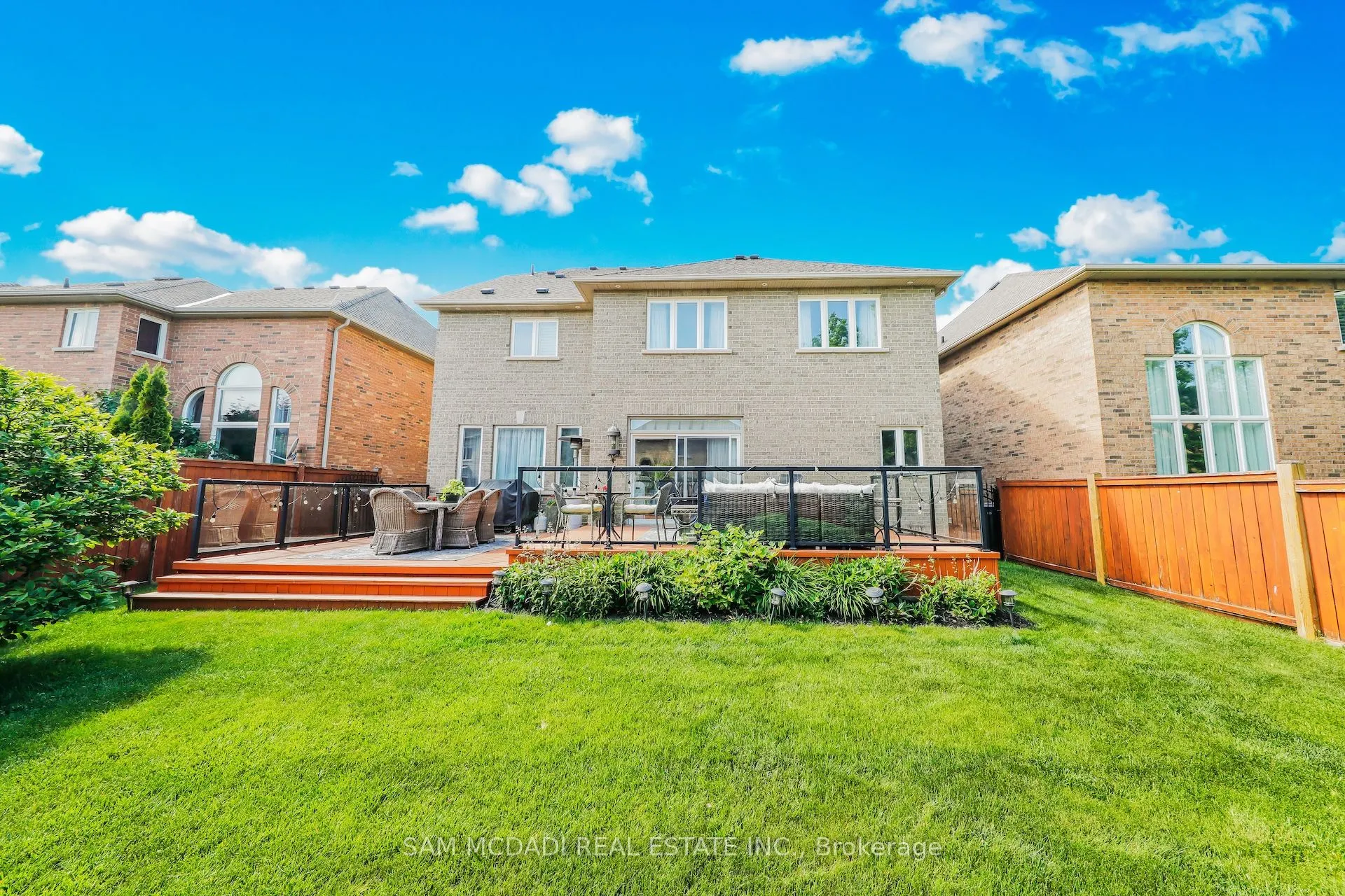 3306 Fox Run Circle