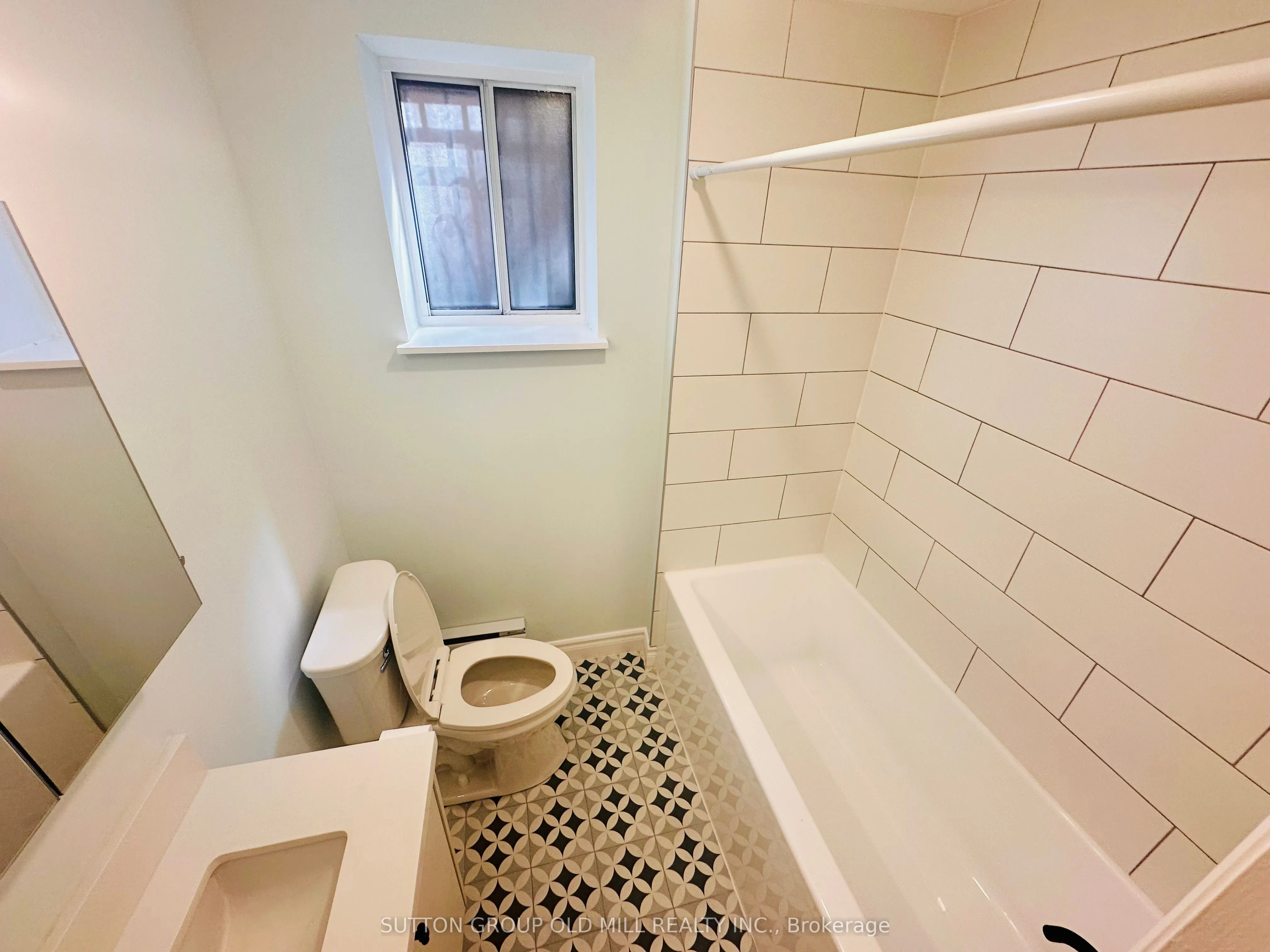 668 Willard Avenue, #5