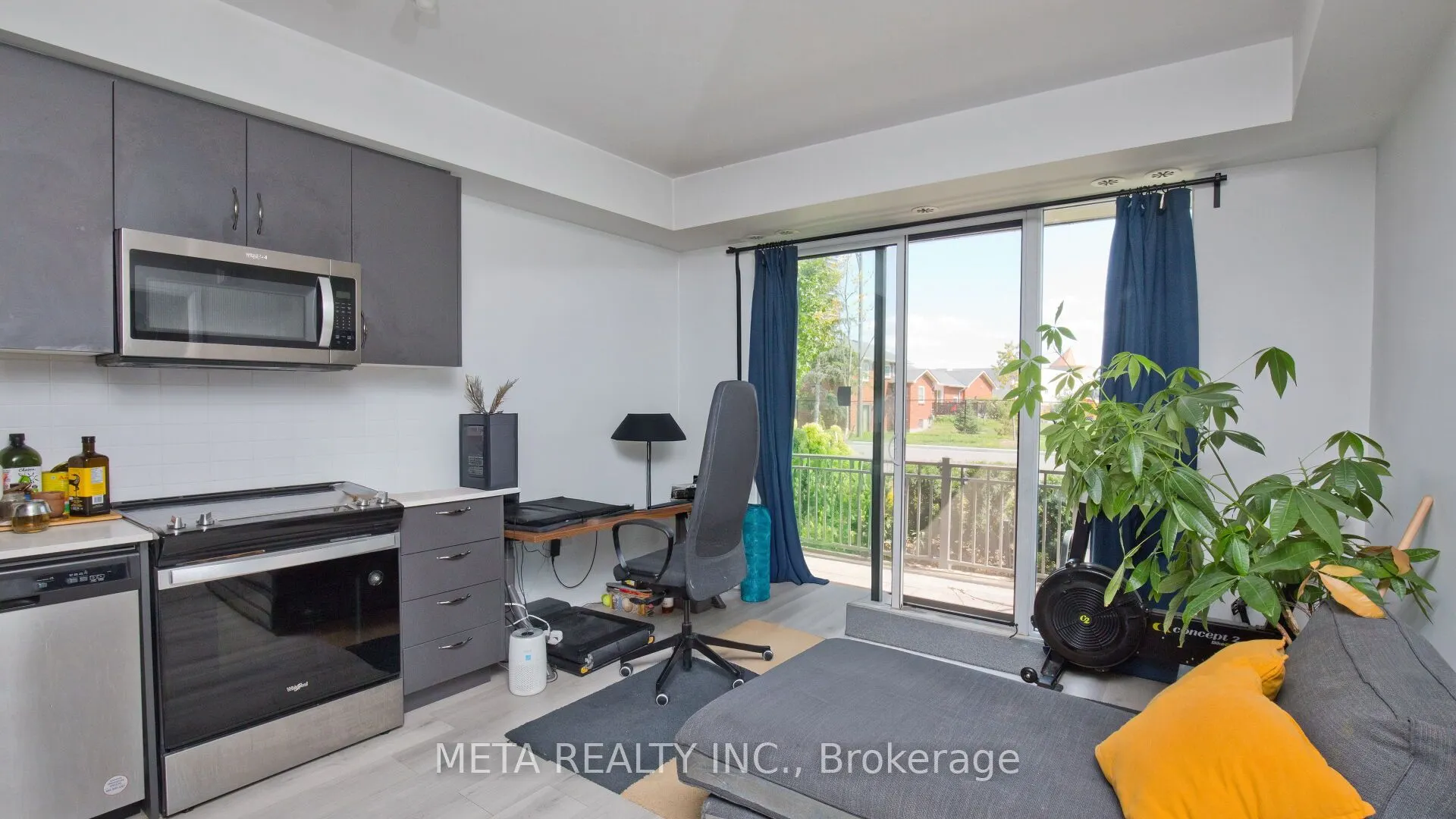 95 Attmar Drive, #112
