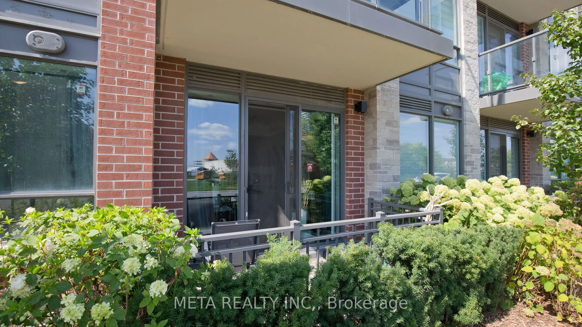 95 Attmar Drive, #112