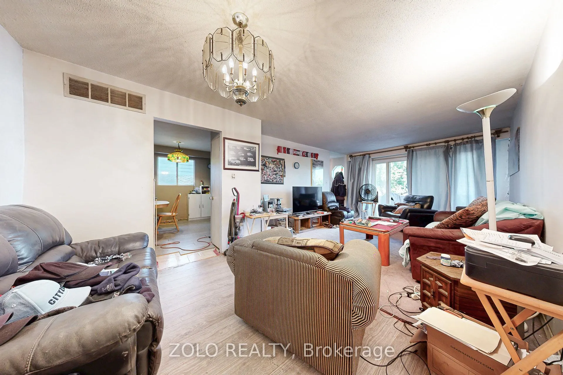 90 Ivybridge Drive
