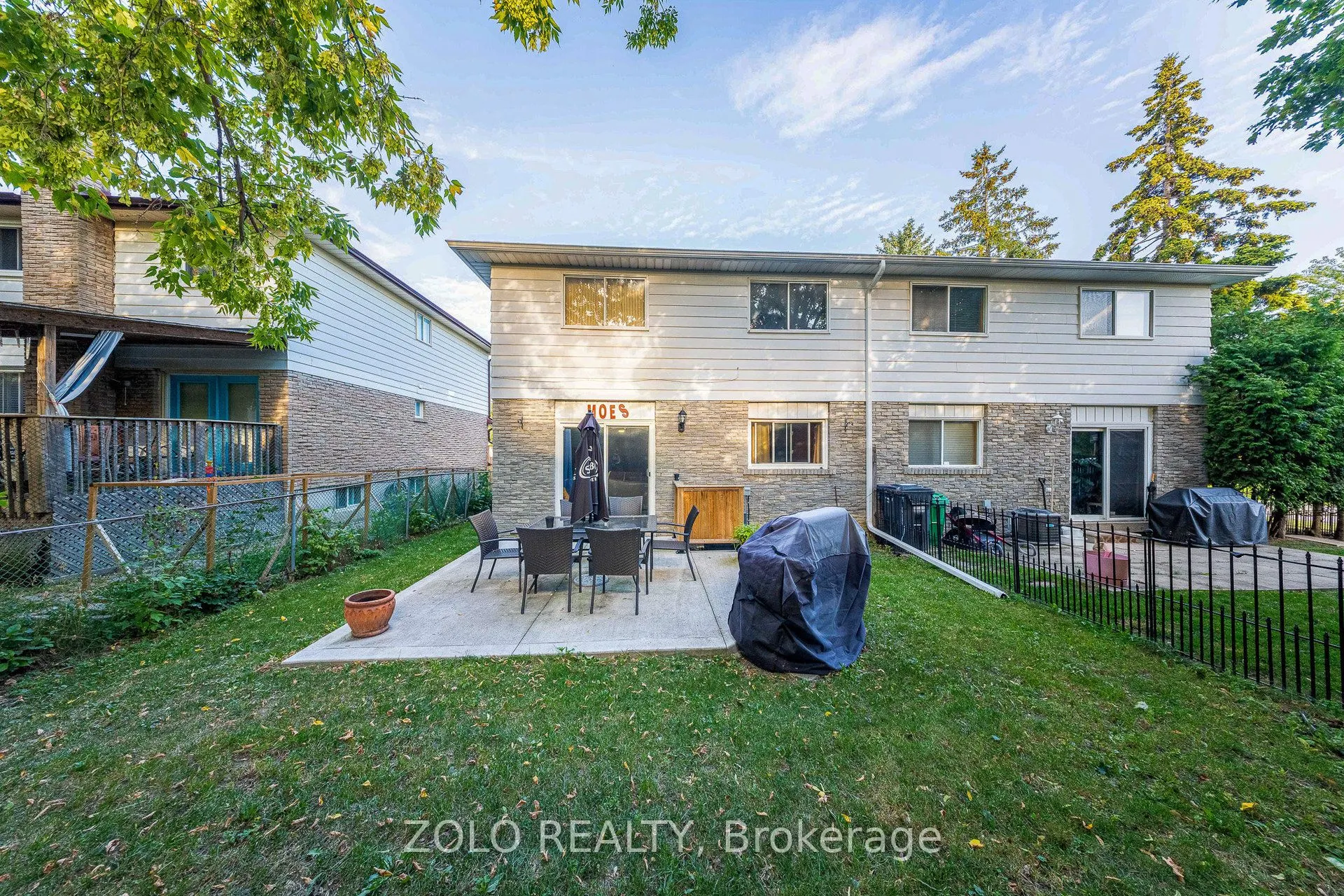 90 Ivybridge Drive