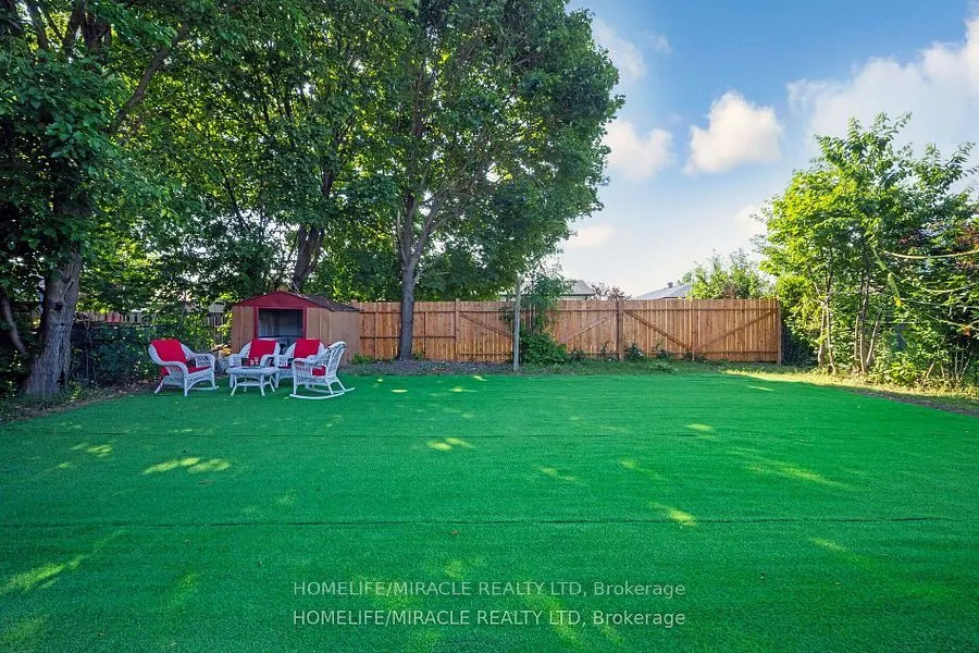 3777 Woodruff Crescent