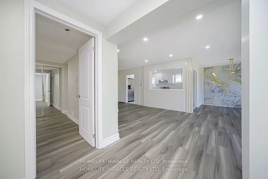 3777 Woodruff Crescent