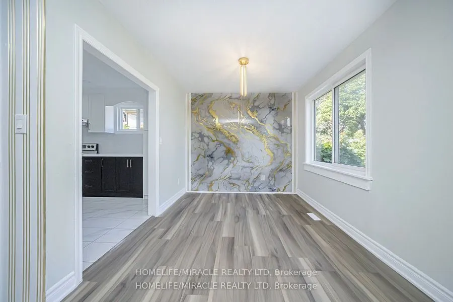 3777 Woodruff Crescent