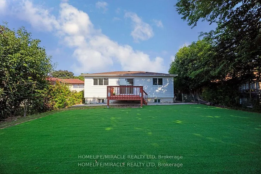 3777 Woodruff Crescent