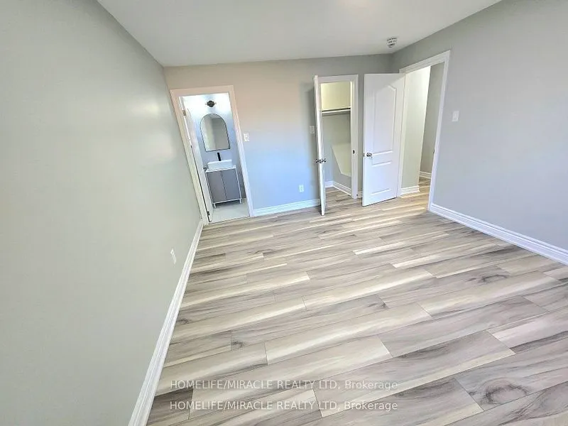 3777 Woodruff Crescent