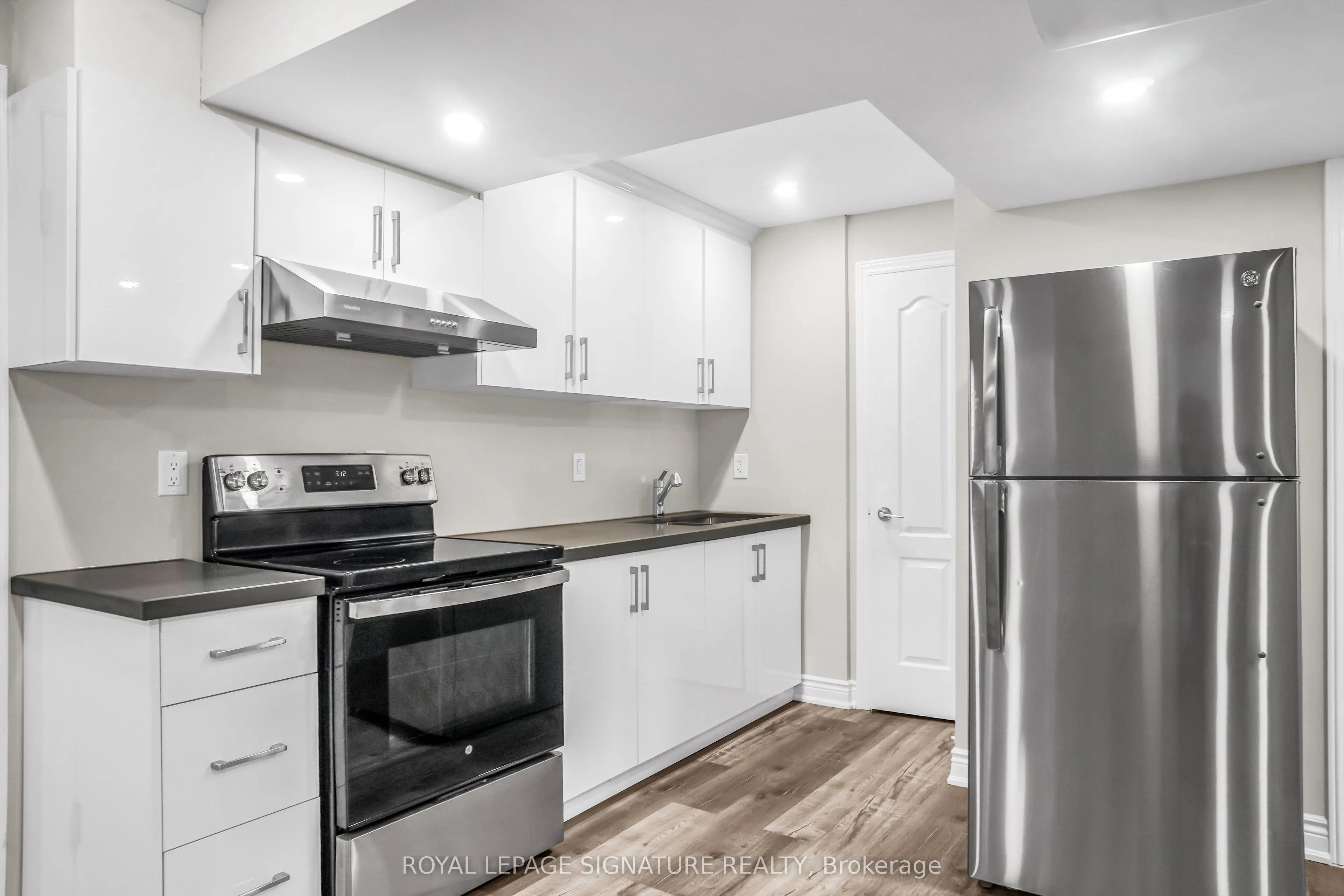 1466 Kovachik Boulevard, #(BASEMENT UNIT# 2)