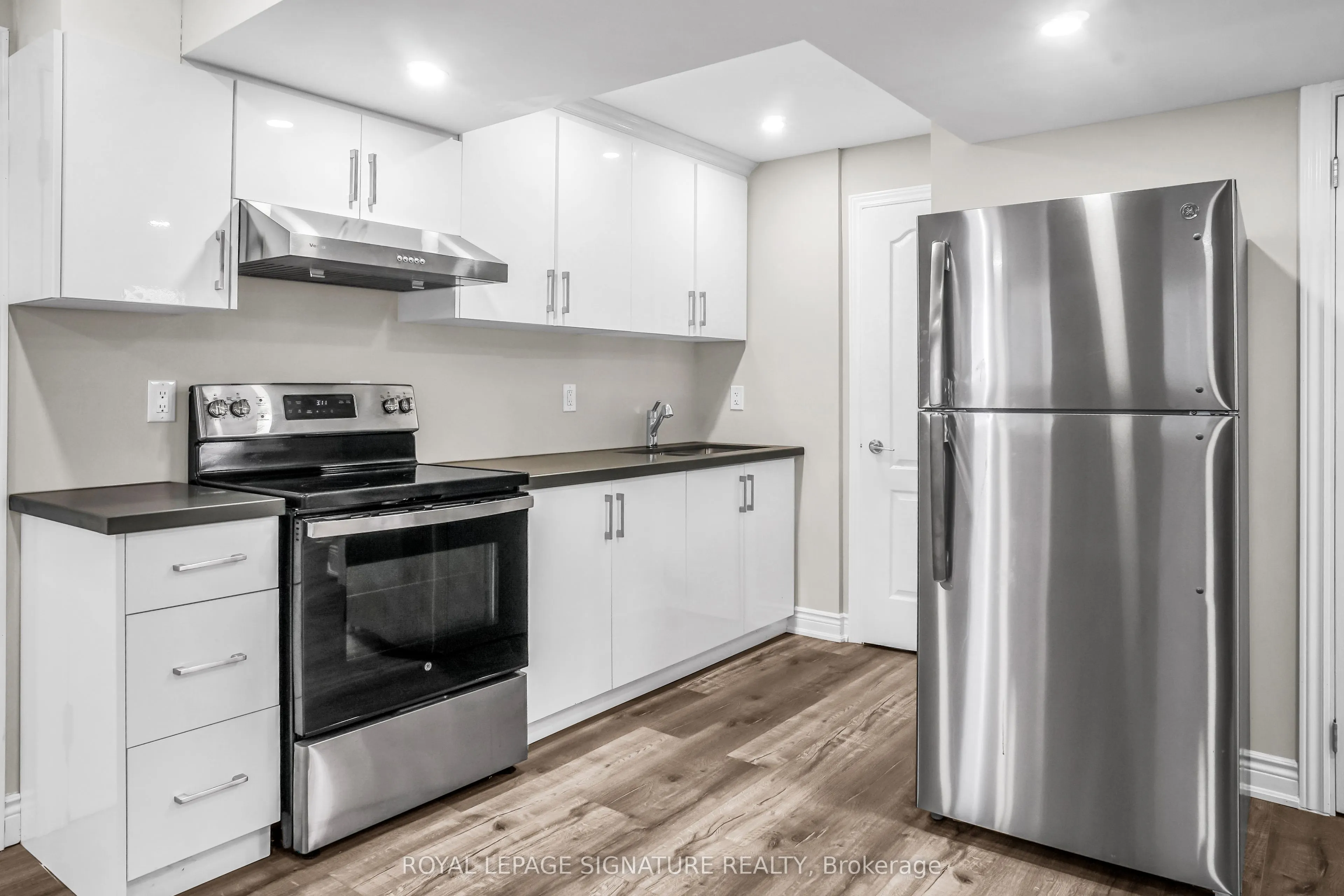 1466 Kovachik Boulevard, #(BASEMENT UNIT# 2)