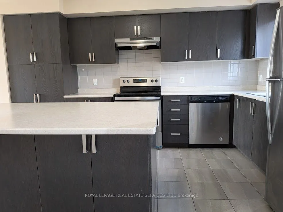 1 Beckenrose Court, #70