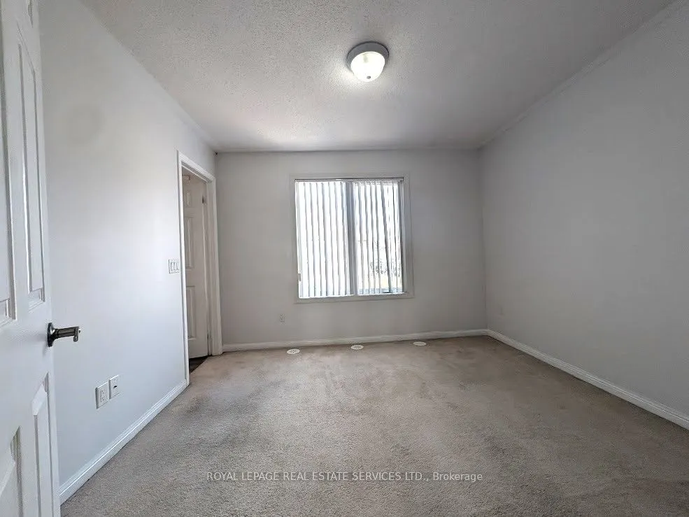 1 Beckenrose Court, #70