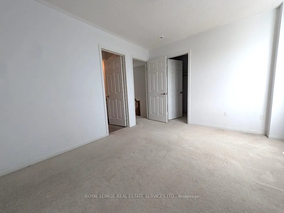 1 Beckenrose Court, #70