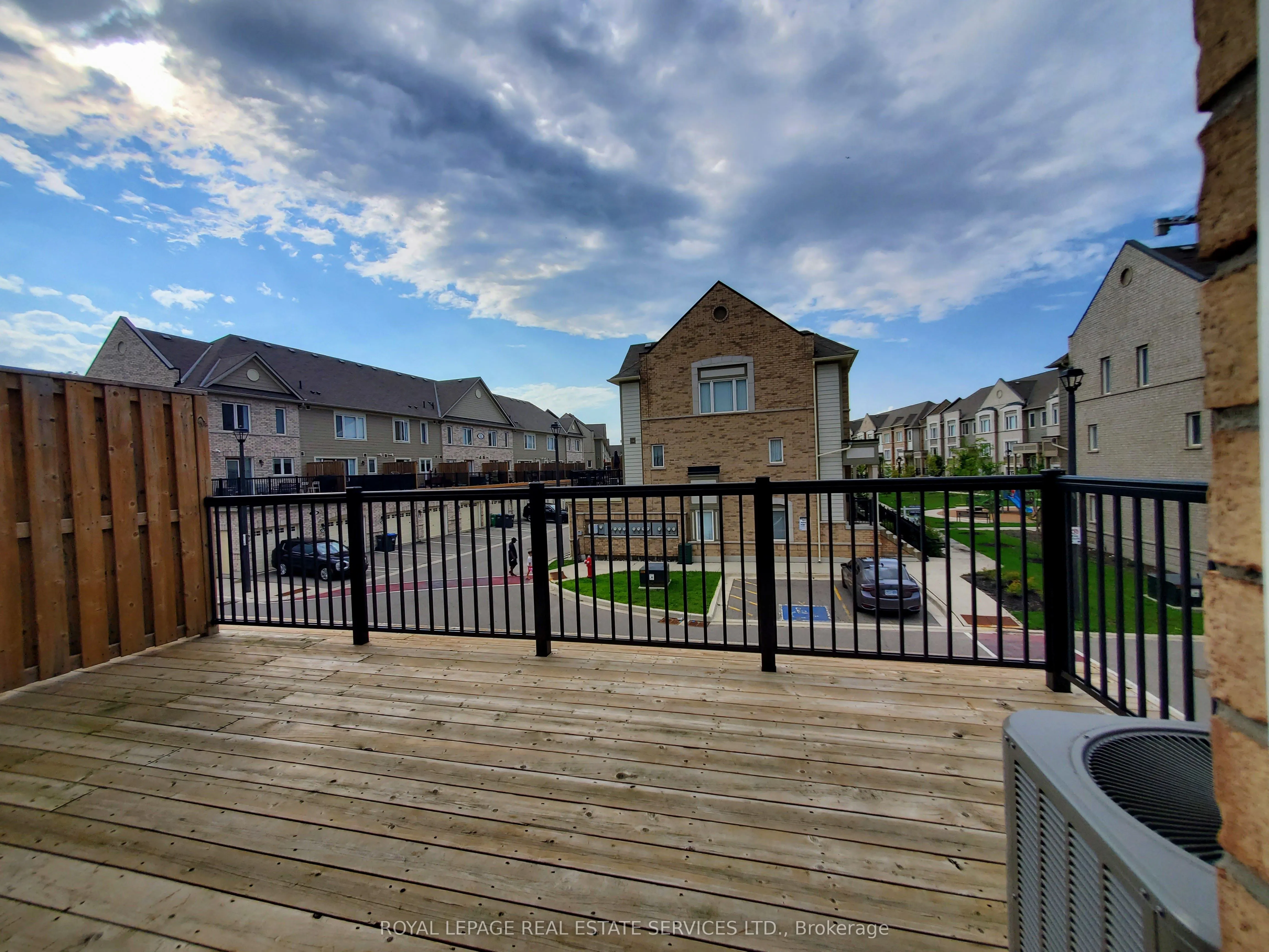 1 Beckenrose Court, #70