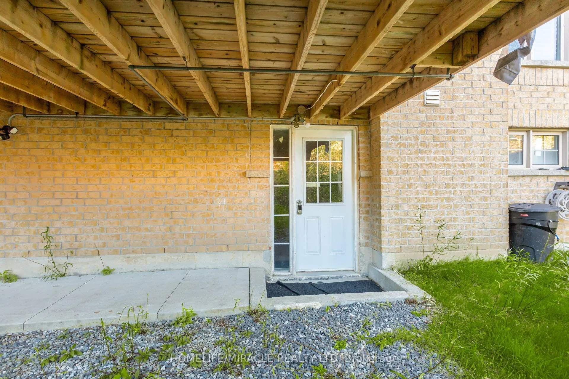 452 Nairn Circle