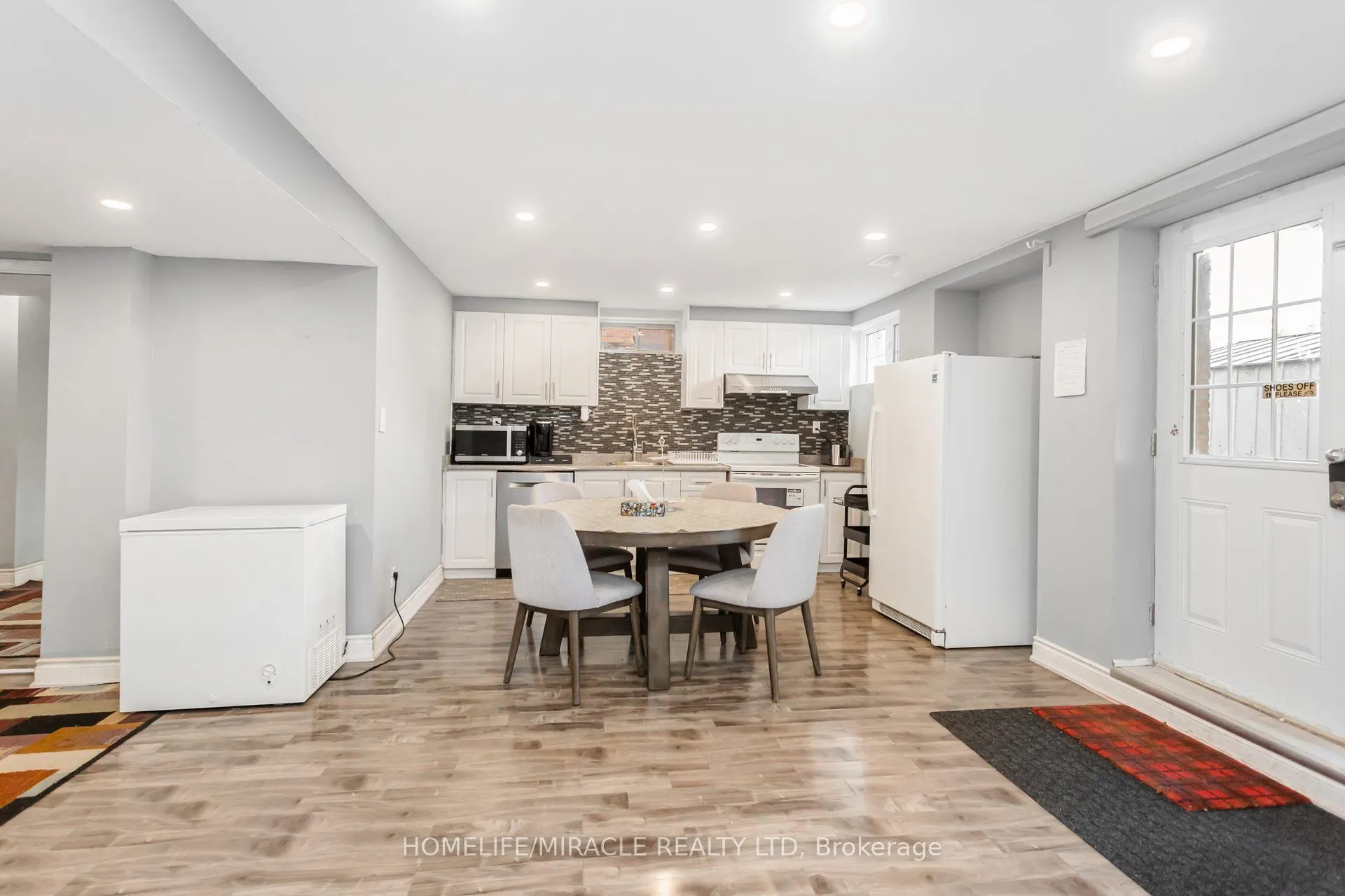 452 Nairn Circle