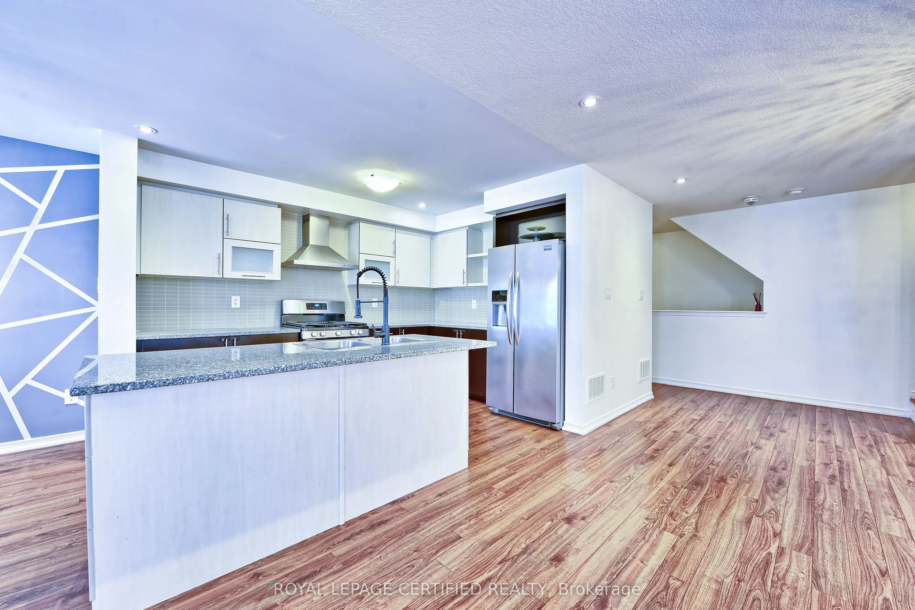 5 Francesco Street