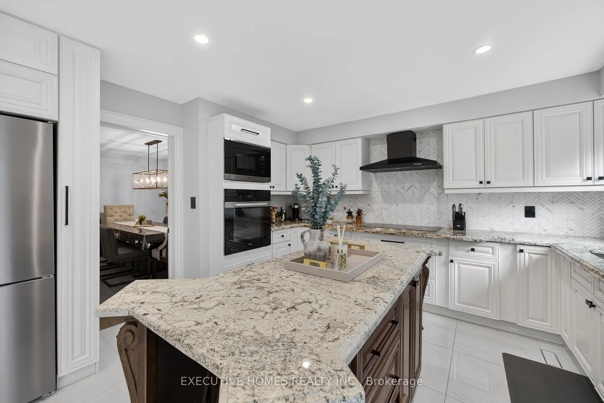 2966 Tradewind Drive