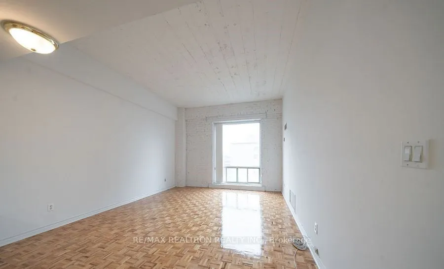 1401 Dupont Street, #524