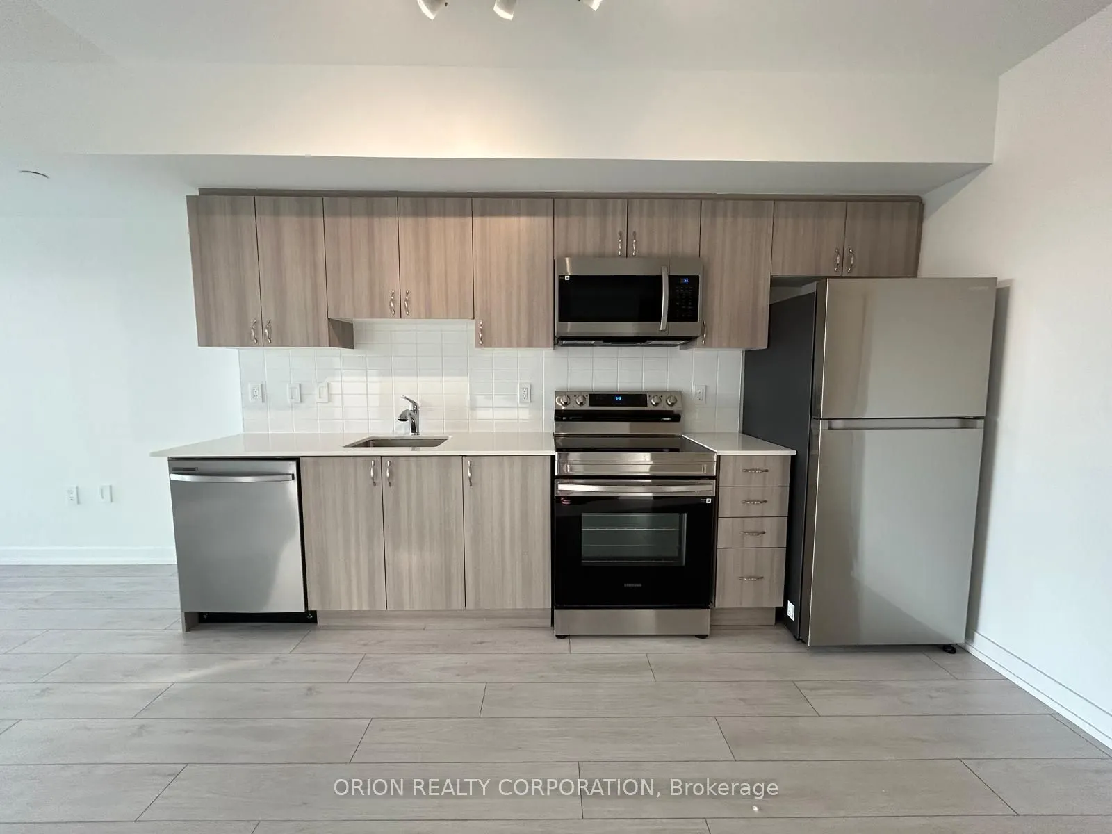 556 Marlee Avenue, #710